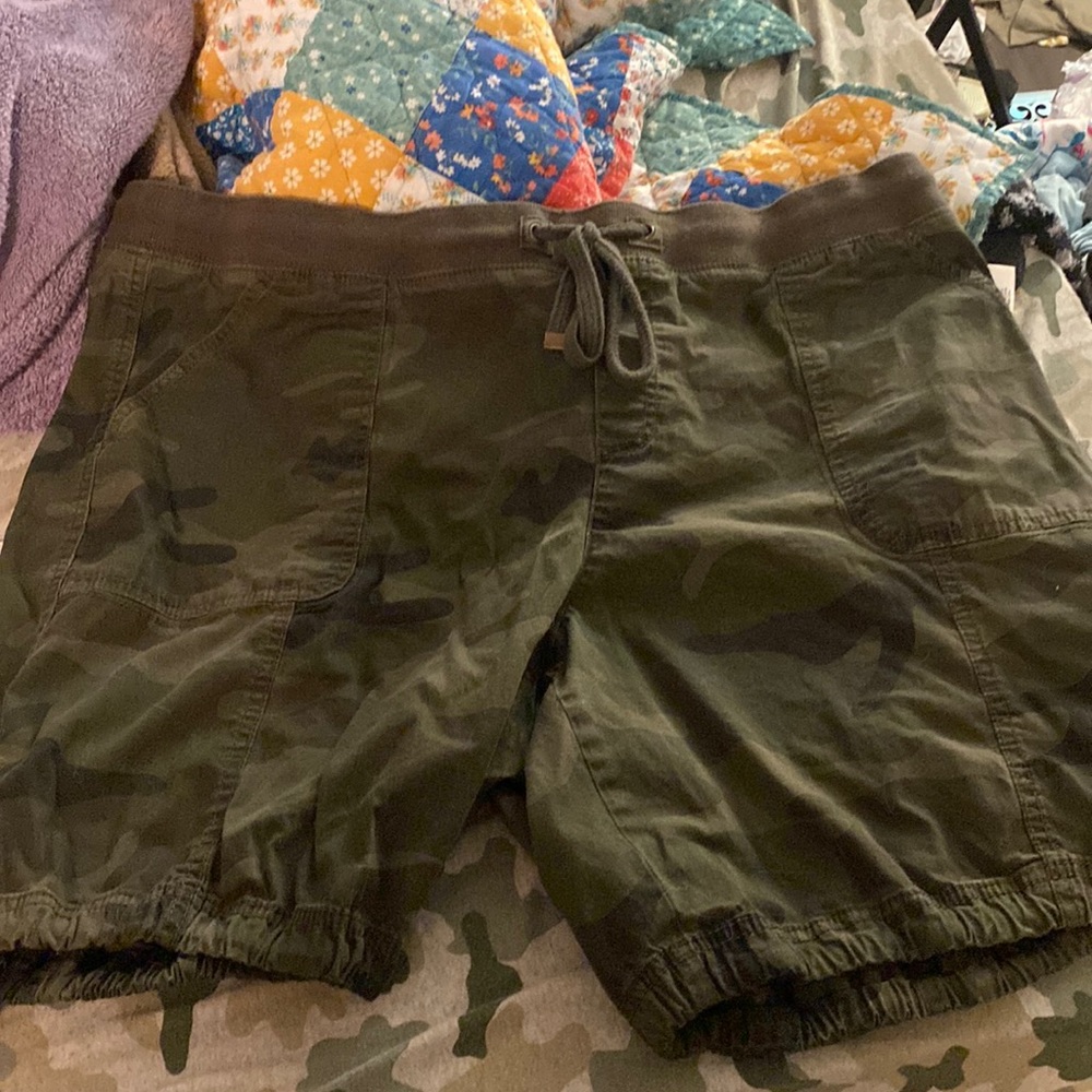 Women’s camo shorts